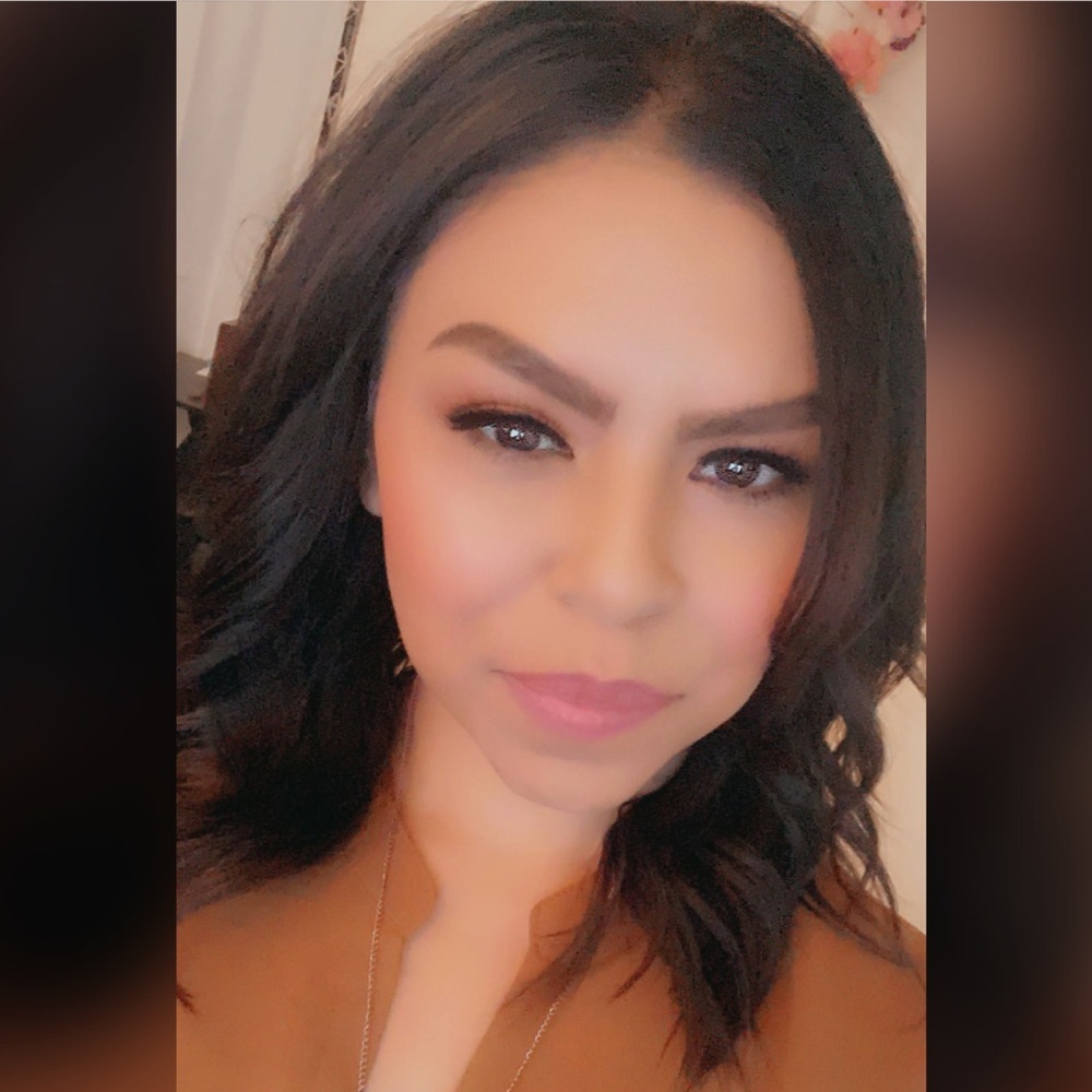 Meet your Posher, Angelica